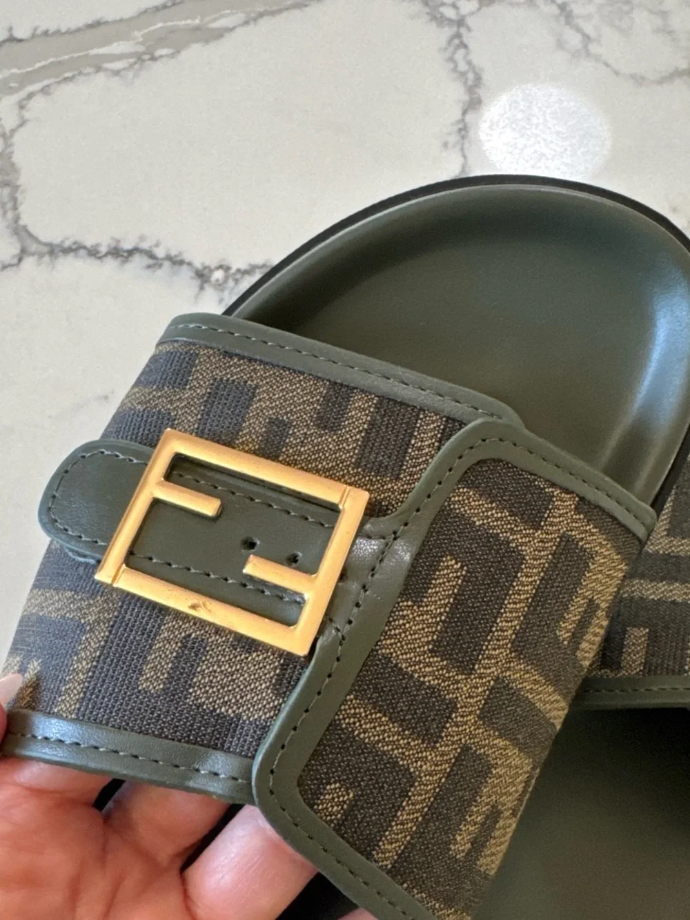 SOLD! F slides brown tan gold 7.5-8 - Picture 6 of 7
